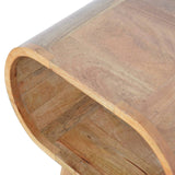 Petit meuble de rangement ouvert très design et tendance.