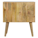 Espace de rangement en complément de meuble tv en bois. 