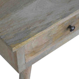 Mobilier en bois fonctionnel avec 2 tiroirs de rangement.